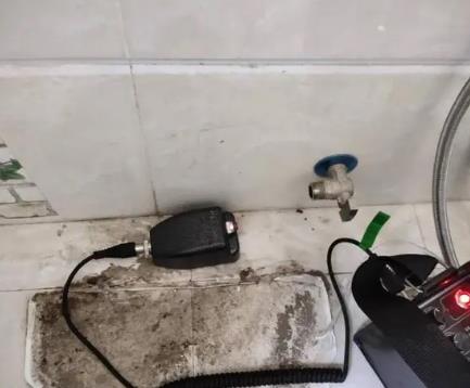 玉屏屋顶漏水维修公司分享下卫生间漏水的危害及解决方法